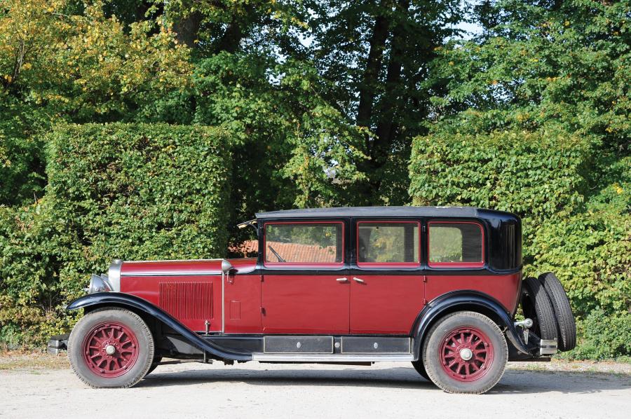  Cadillac Series 341 Sedan 1928 года  (фото 13 из 17)